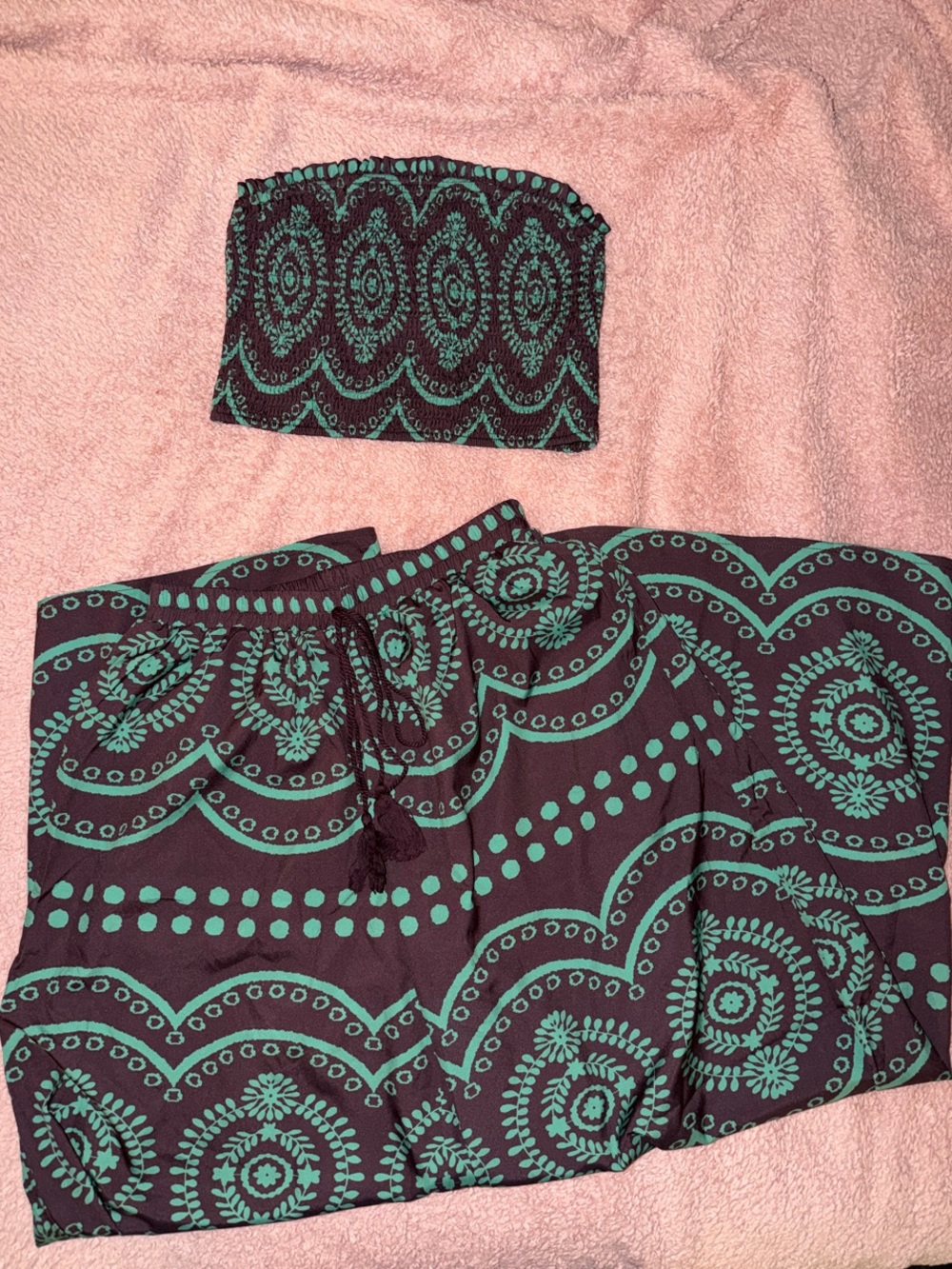 Two-Piece Strapless Set in Green and Dark Brown SHEIN